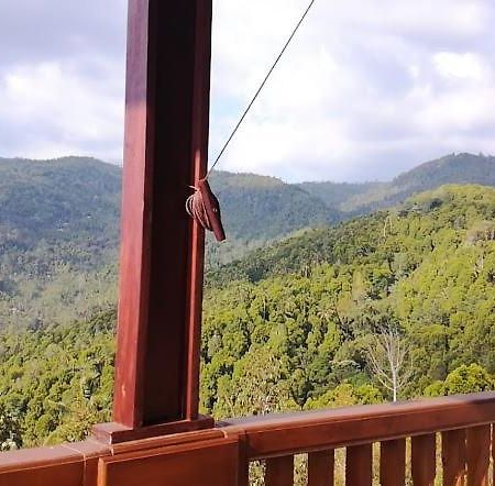 Maliana Homestay Мундук Экстерьер фото