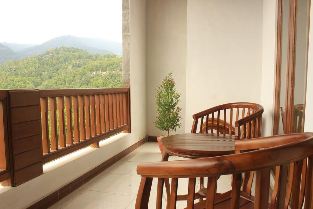 Maliana Homestay Мундук Номер фото