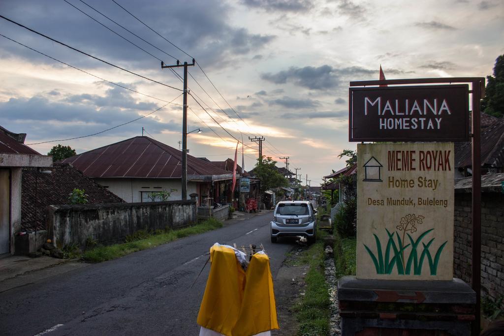 Maliana Homestay Мундук Экстерьер фото
