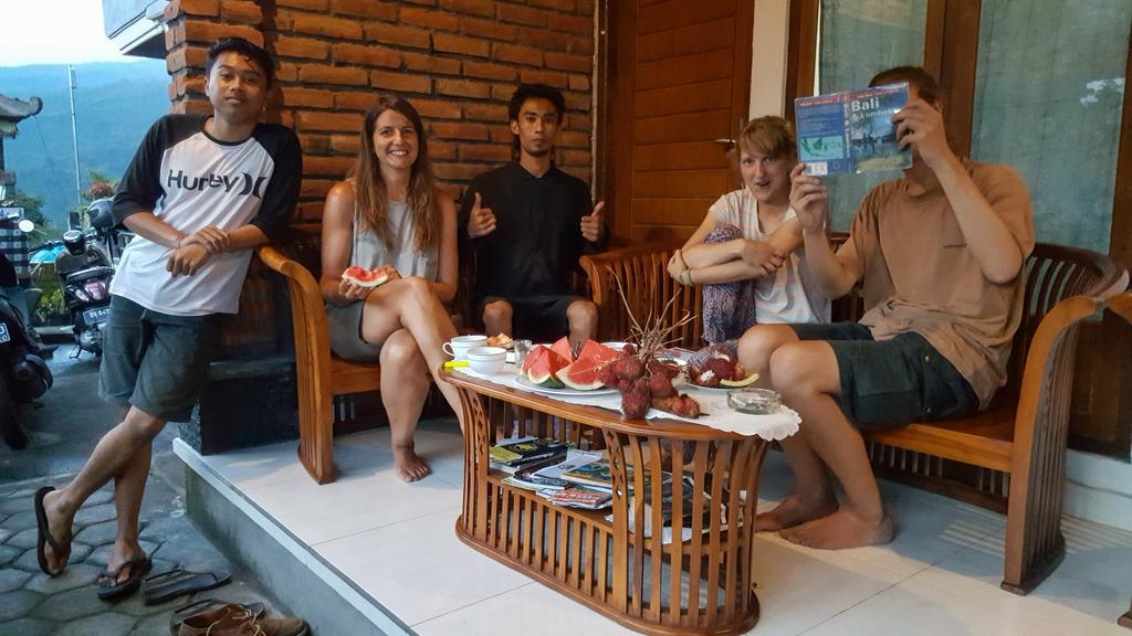 Maliana Homestay Мундук Экстерьер фото